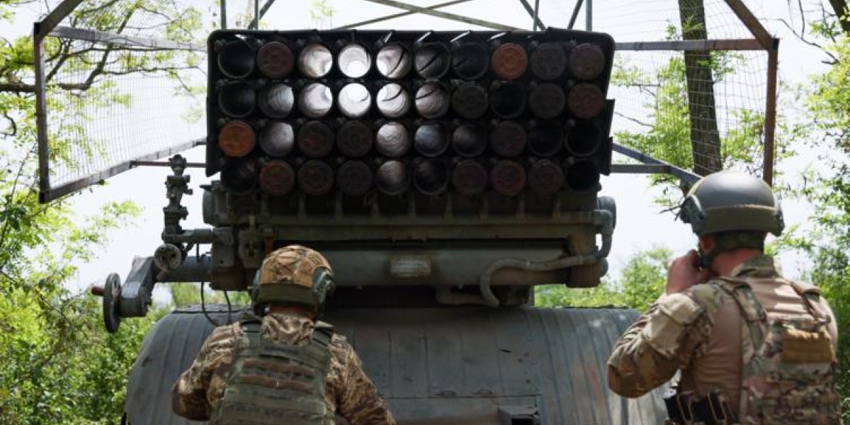 Масштаб специальной военной операции: Путин раскрыл численность российских войск на фронте Масштаб специальной военной операции: Путин раскрыл численность российских войск на фронте