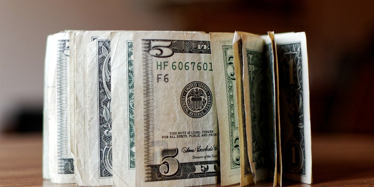 «Обвальная дедолларизация»: почему доллар теряет статус главной мировой валюты и что придет ему на смену «Обвальная дедолларизация»: почему доллар теряет статус главной мировой валюты и что придет ему на смену